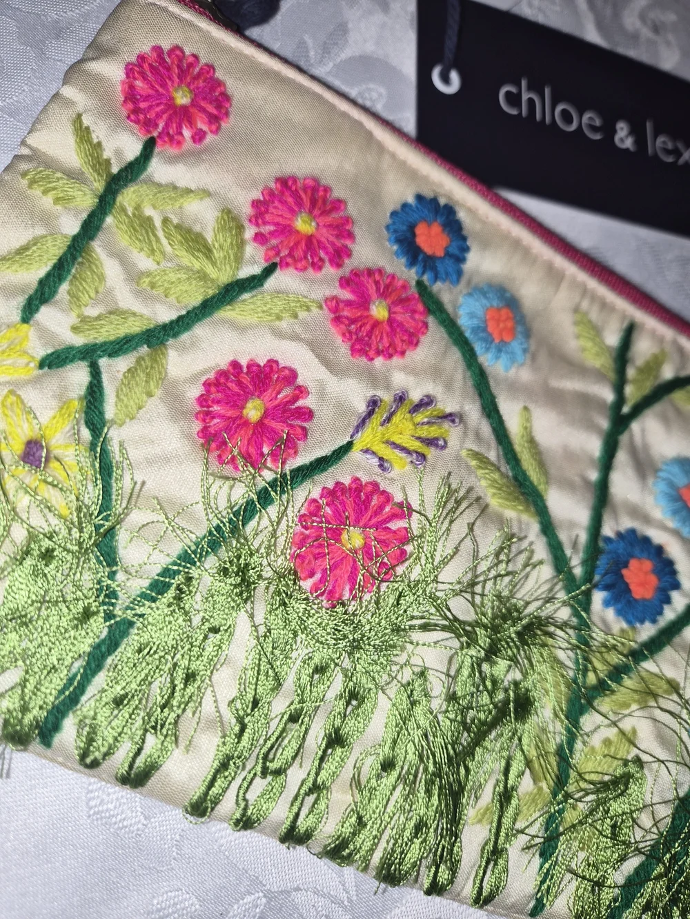 Chloe & Lex Cream Floral Embroidered Wristlet Key & Card Holder